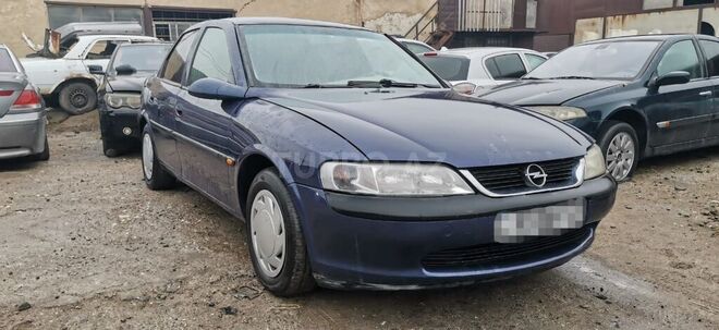 Opel Vectra 1996, 225,650 km - 1.6 л - Sumqayıt