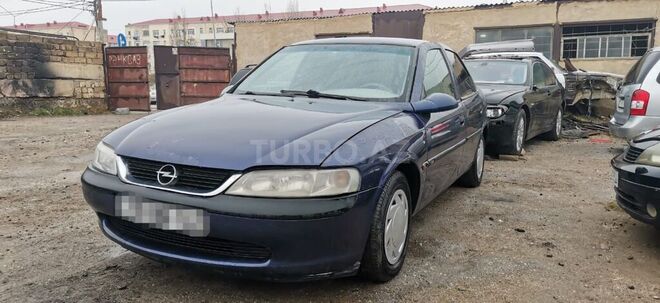 Opel Vectra 1996, 225,650 km - 1.6 л - Sumqayıt