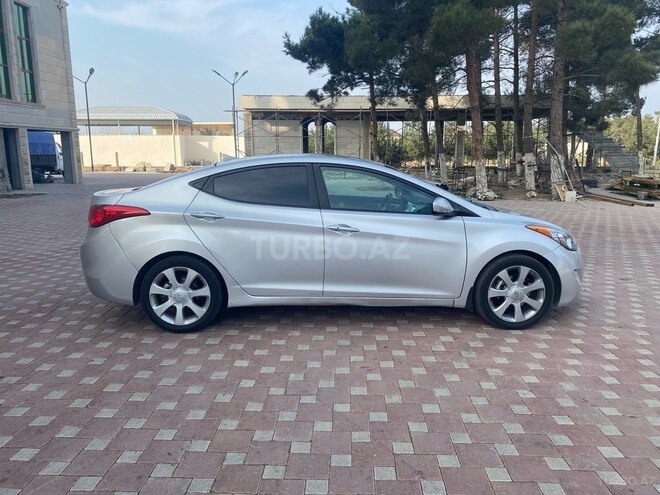 Hyundai Elantra 2011, 129,000 km - 1.8 l - Şirvan