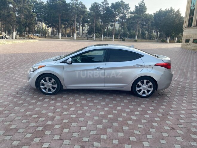 Hyundai Elantra 2011, 129,000 km - 1.8 l - Şirvan