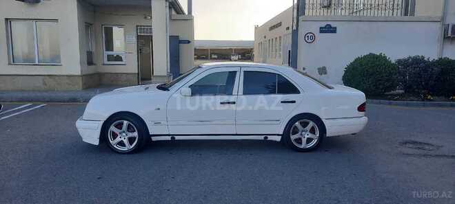 Mercedes E 280 1996, 258,369 km - 2.8 l - Sumqayıt