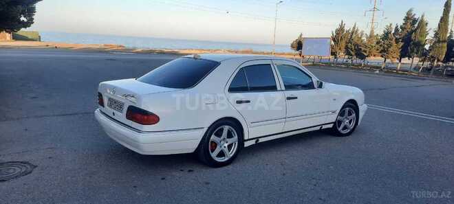 Mercedes E 280 1996, 258,369 km - 2.8 l - Sumqayıt