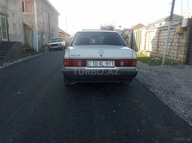 Mercedes E 200 1989, 25,000 km - 2.0 l - Oğuz