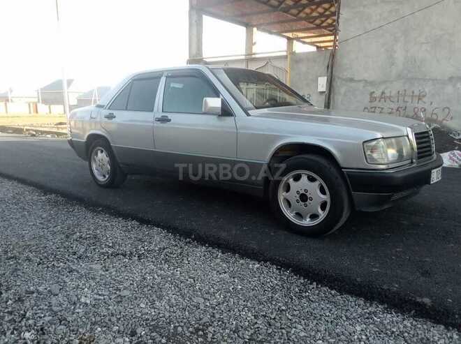 Mercedes E 200 1989, 25,000 km - 2.0 l - Oğuz
