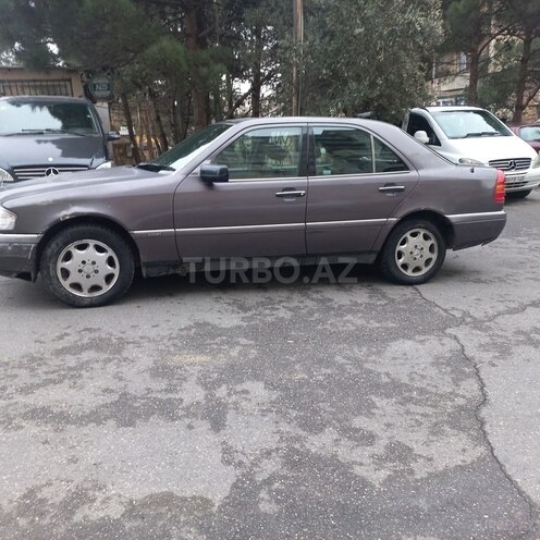 Mercedes C 180 1993, 325,680 km - 1.8 l - Bakı