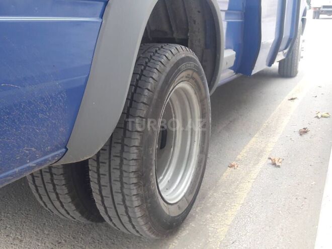Mercedes Sprinter 413 2003, 470,000 km - 2.2 l - Gəncə