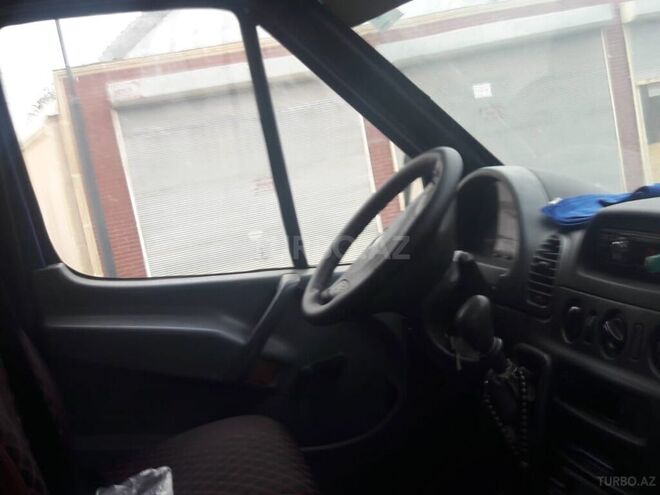 Mercedes Sprinter 413 2003, 470,000 km - 2.2 l - Gəncə