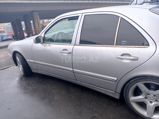 Mercedes E 320 2000, 220,000 km - 3.2 l - Bakı