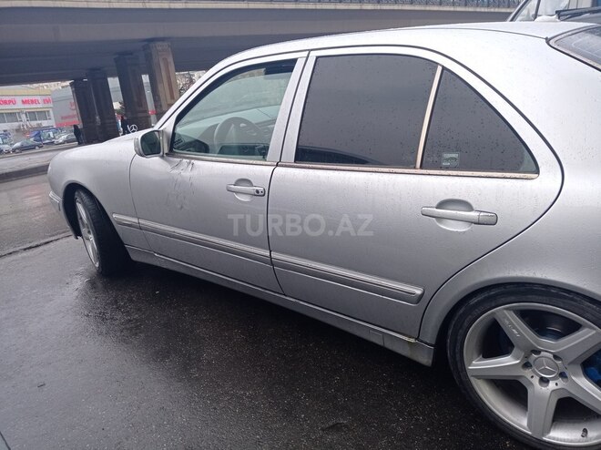 Mercedes E 320 2000, 220,000 km - 3.2 l - Bakı