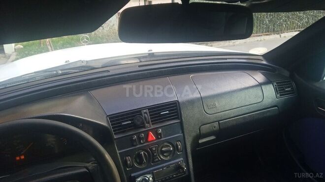 Mercedes C 220 1998, 605,000 km - 2.2 l - Bakı