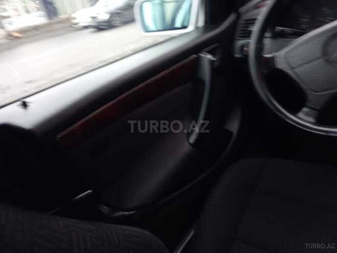 Mercedes C 200 1998, 260,000 km - 2.0 l - Bakı