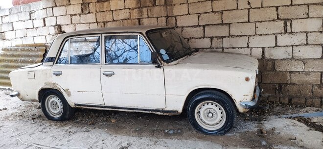 LADA (VAZ) 21011 1980, 200,000 km - 1.5 l - Bakı