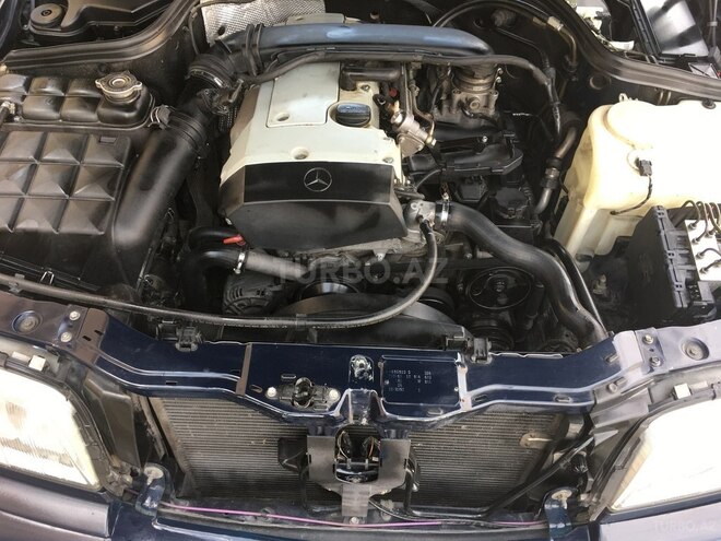 Mercedes C 200 2000, 350,000 km - 2.0 l - Bakı