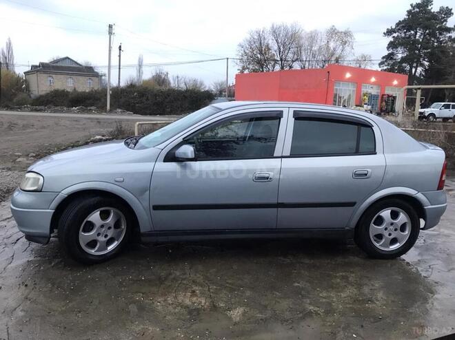 Opel Astra 2001, 210,000 km - 1.6 l - Bakı