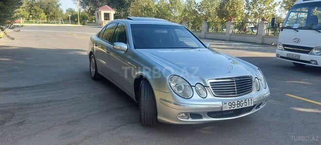 Mercedes E 320 2004, 31,400 km - 3.2 l - Göyçay