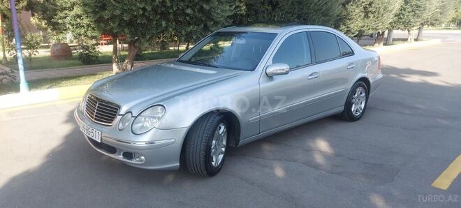Mercedes E 320 2004, 31,400 km - 3.2 l - Göyçay