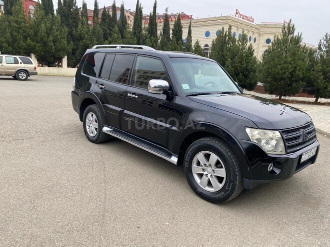 Mitsubishi Pajero 2007, 217,800 km - 3.0 l - Gəncə