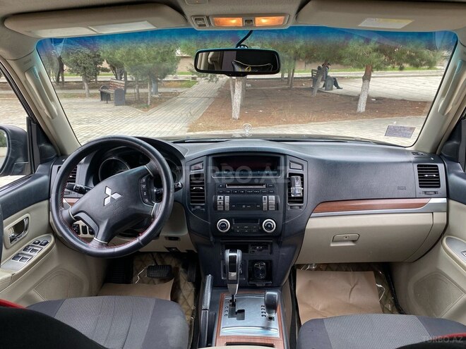 Mitsubishi Pajero 2007, 217,800 km - 3.0 l - Gəncə