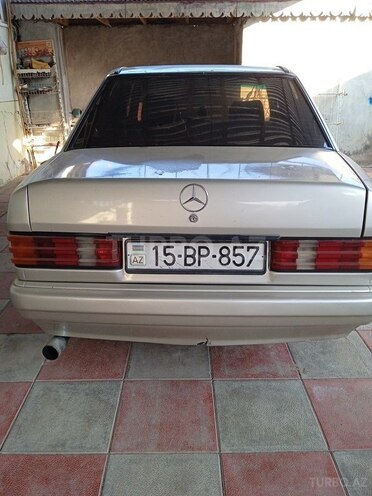 Mercedes 190 1989, 250,000 km - 2.0 l - Cəlilabad