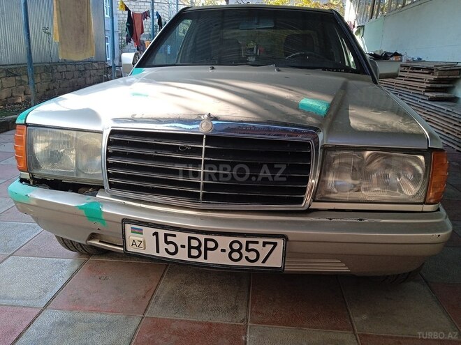 Mercedes 190 1989, 250,000 km - 2.0 l - Cəlilabad
