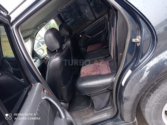 Mercedes ML 270 2003, 177,000 km - 2.7 l - Xırdalan