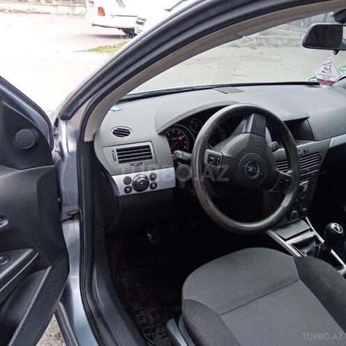 Opel Astra 2004, 199,000 km - 1.4 l - Bakı