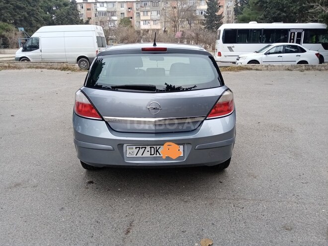 Opel Astra 2004, 199,000 km - 1.4 l - Bakı