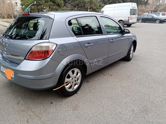 Opel Astra 2004, 199,000 km - 1.4 l - Bakı