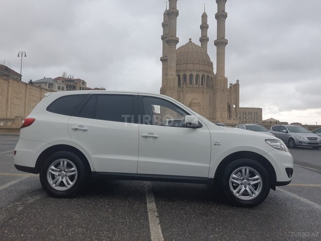 Hyundai Santa Fe 2010, 197,000 km - 2.0 l - Bakı