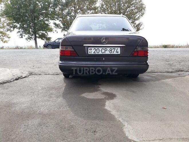 Mercedes E 250 1995, 560,082 km - 2.5 л - Gəncə
