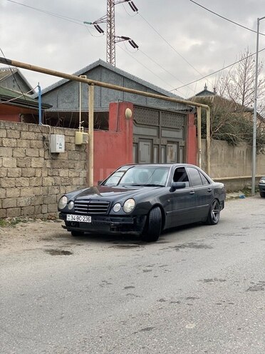 Mercedes E 200 1998, 380,000 km - 2.0 л - Bakı