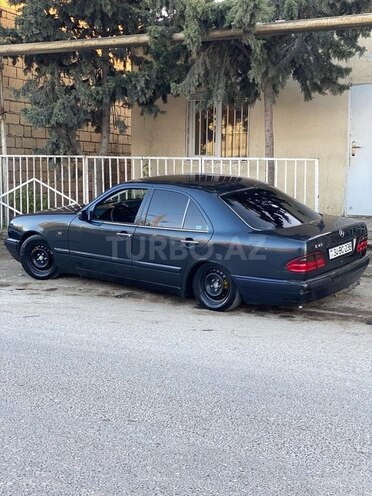 Mercedes E 200 1998, 380,000 km - 2.0 л - Bakı