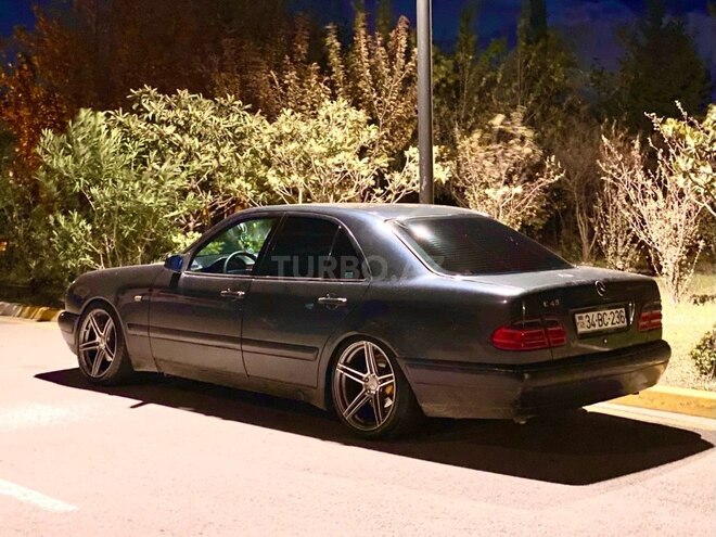 Mercedes E 200 1998, 380,000 km - 2.0 л - Bakı