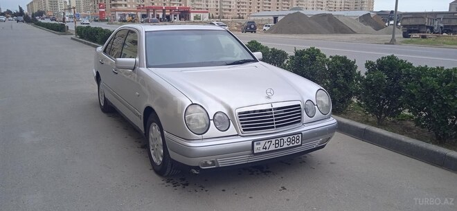 Mercedes E 200 1996, 387,561 km - 2.0 л - Bakı