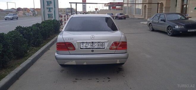 Mercedes E 200 1996, 387,561 km - 2.0 л - Bakı