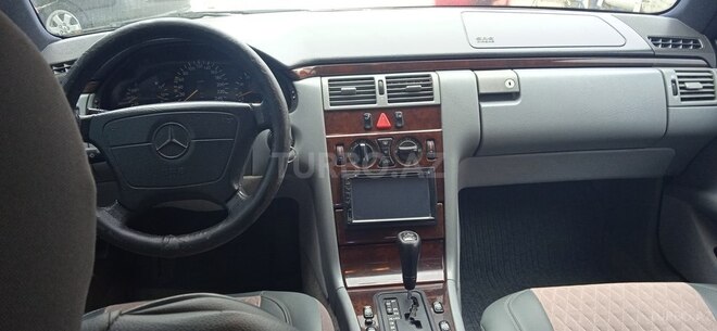 Mercedes E 200 1996, 387,561 km - 2.0 л - Bakı