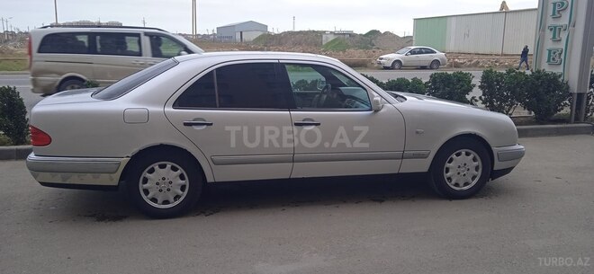 Mercedes E 200 1996, 387,561 km - 2.0 л - Bakı