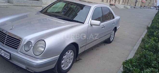 Mercedes E 200 1996, 387,561 km - 2.0 л - Bakı