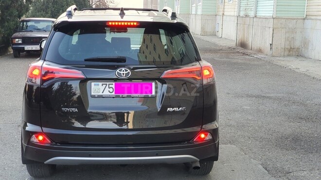 Toyota RAV4 2018, 125,000 km - 2.0 л - Naxçıvan