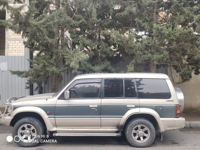 Mitsubishi Pajero 1993, 350,000 km - 2.5 l - Bakı