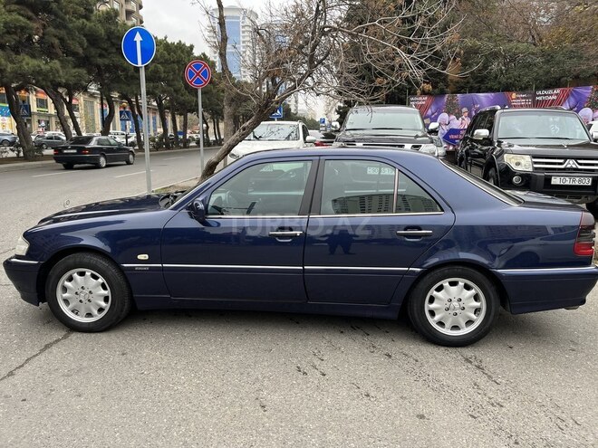 Mercedes C 240 1997, 393,000 km - 2.4 l - Bakı