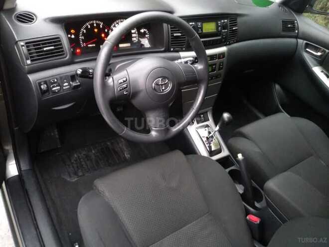 Toyota Corolla 2005, 255,000 km - 1.4 l - Bakı