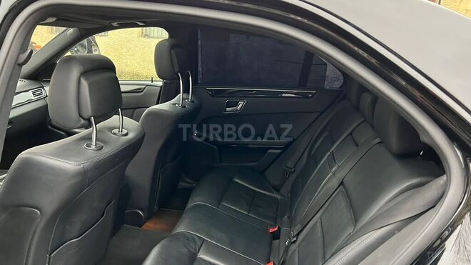Mercedes E 350 2009, 143,000 km - 3.5 l - Bakı