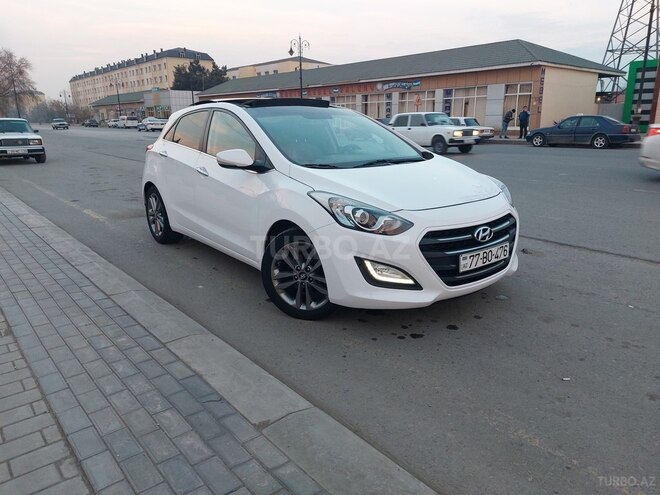 Hyundai i30 2015, 114,000 km - 1.6 l - Sabirabad