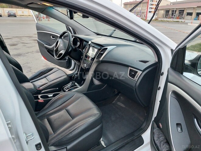 Hyundai i30 2015, 114,000 km - 1.6 l - Sabirabad