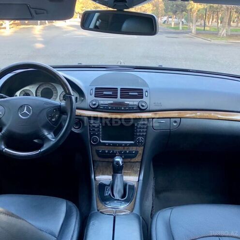 Mercedes E 240 2005, 314,000 km - 2.6 l - Bakı