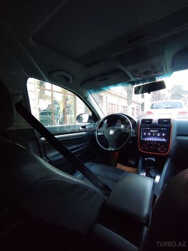 Volkswagen Jetta 2008, 255,000 km - 2.5 l - Şəki