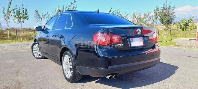 Volkswagen Jetta 2008, 255,000 km - 2.5 l - Şəki