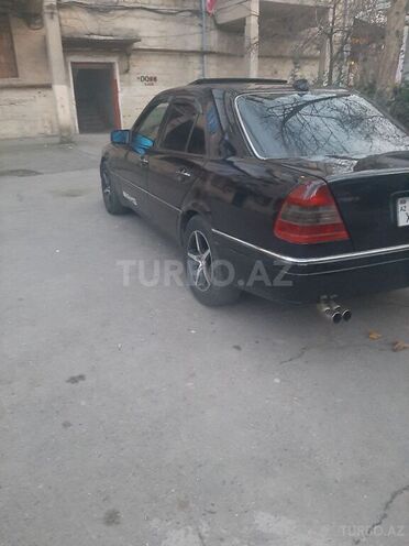 Mercedes C 230 1997, 180,000 km - 2.3 l - Mingəçevir