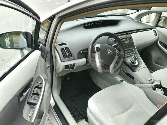 Toyota Prius 2011, 179,000 km - 1.8 l - Bakı